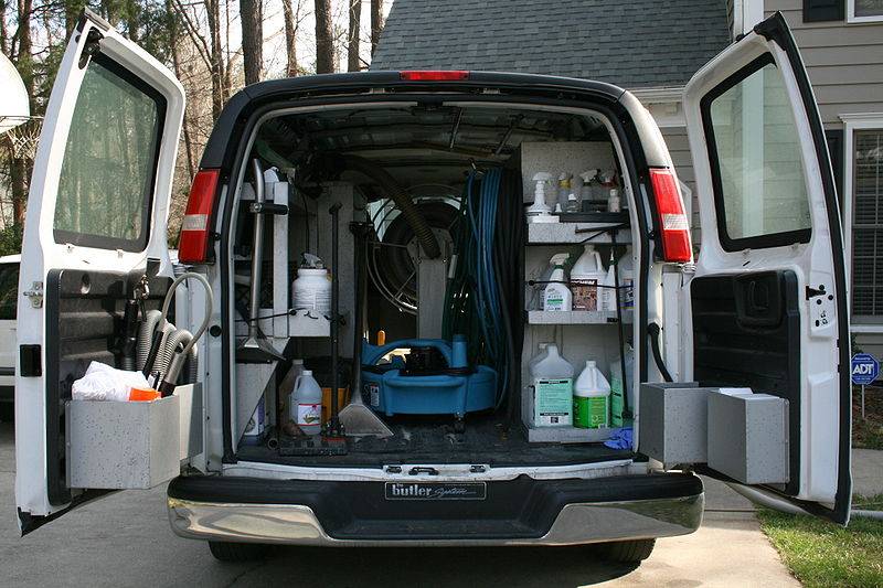 Carpet Cleaning Truck - Best Carpet Cleaning Experts
